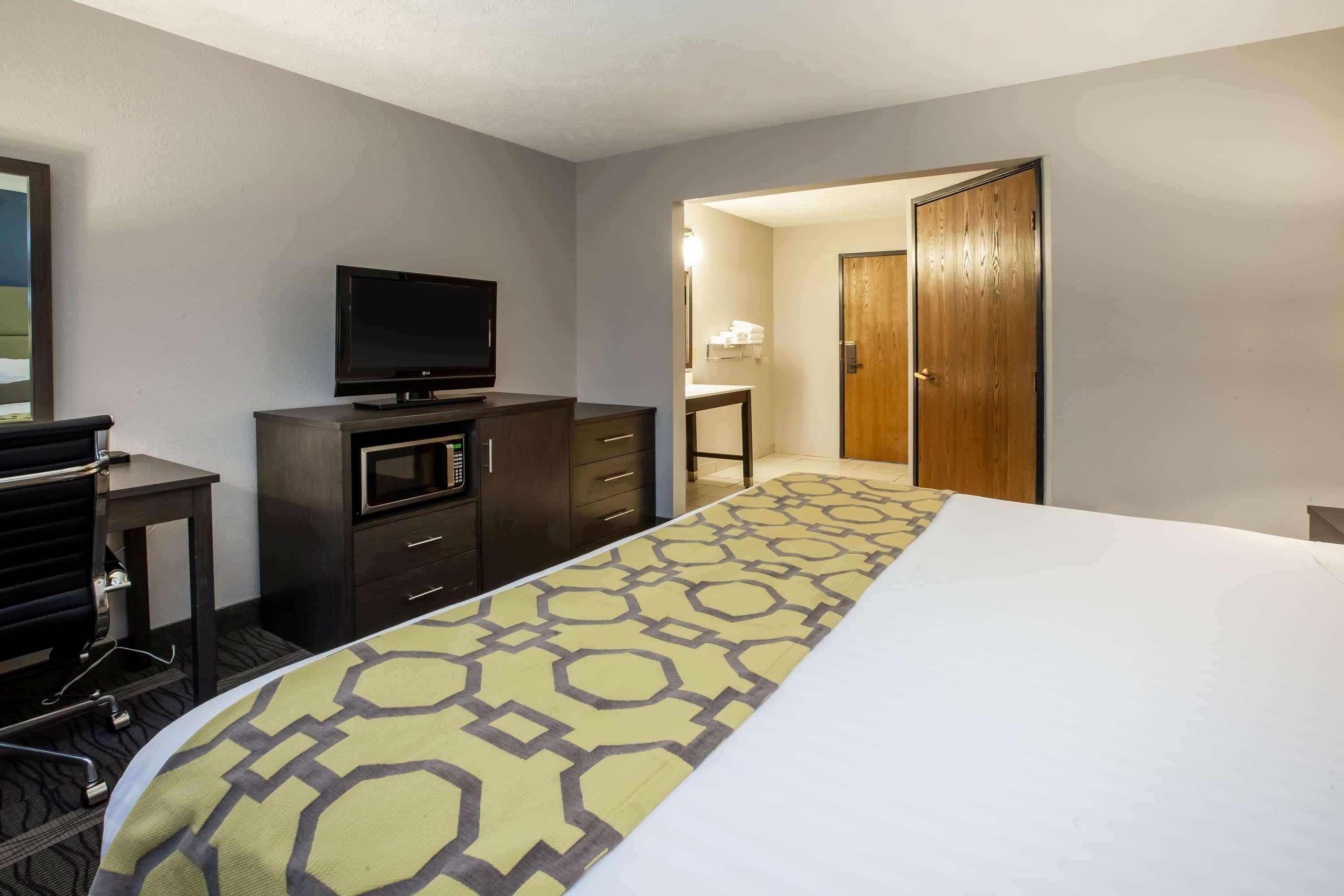 Baymont By Wyndham Traverse City Dış mekan fotoğraf