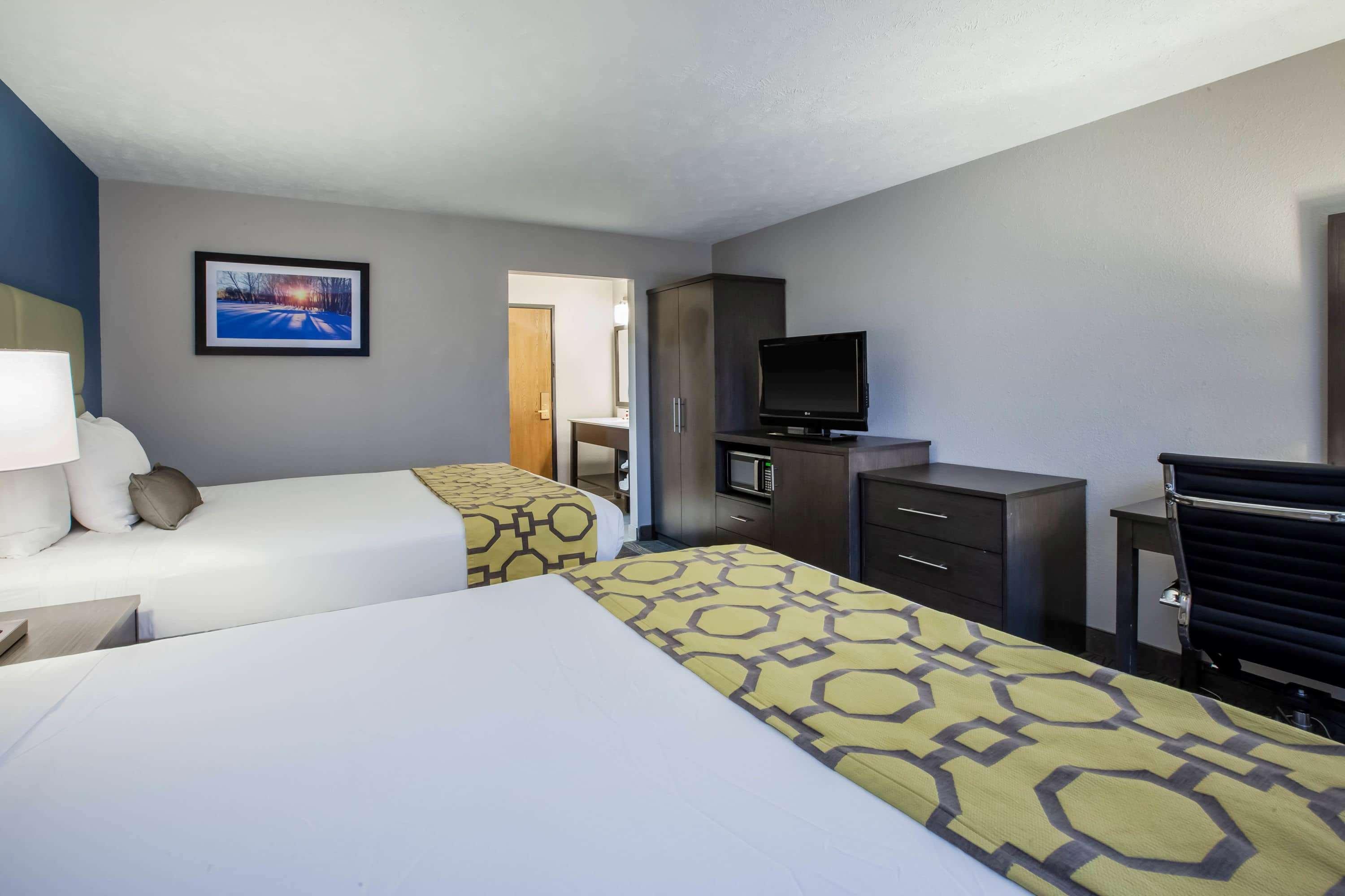 Baymont By Wyndham Traverse City Dış mekan fotoğraf